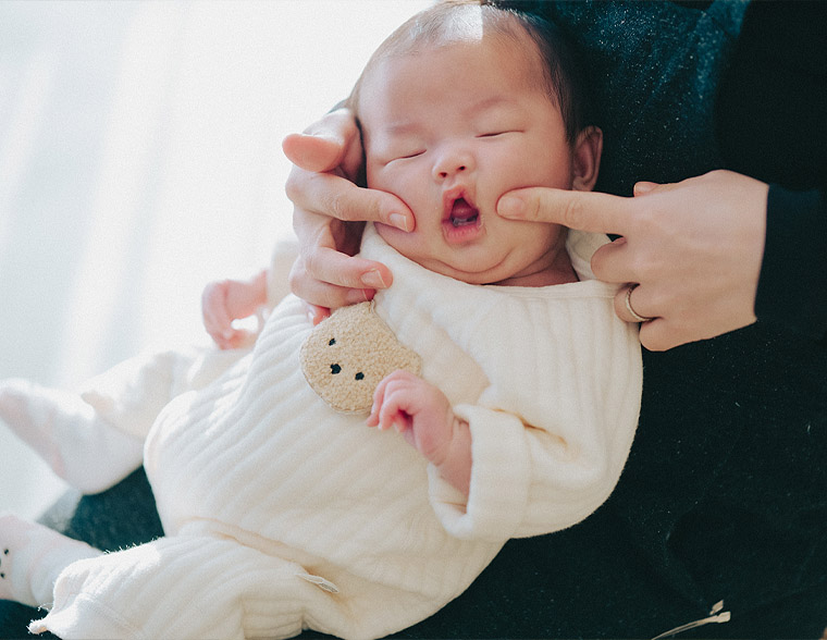 大阪豊中のフォトスタジオ、エウレカ。赤ちゃん、新生児写真撮影